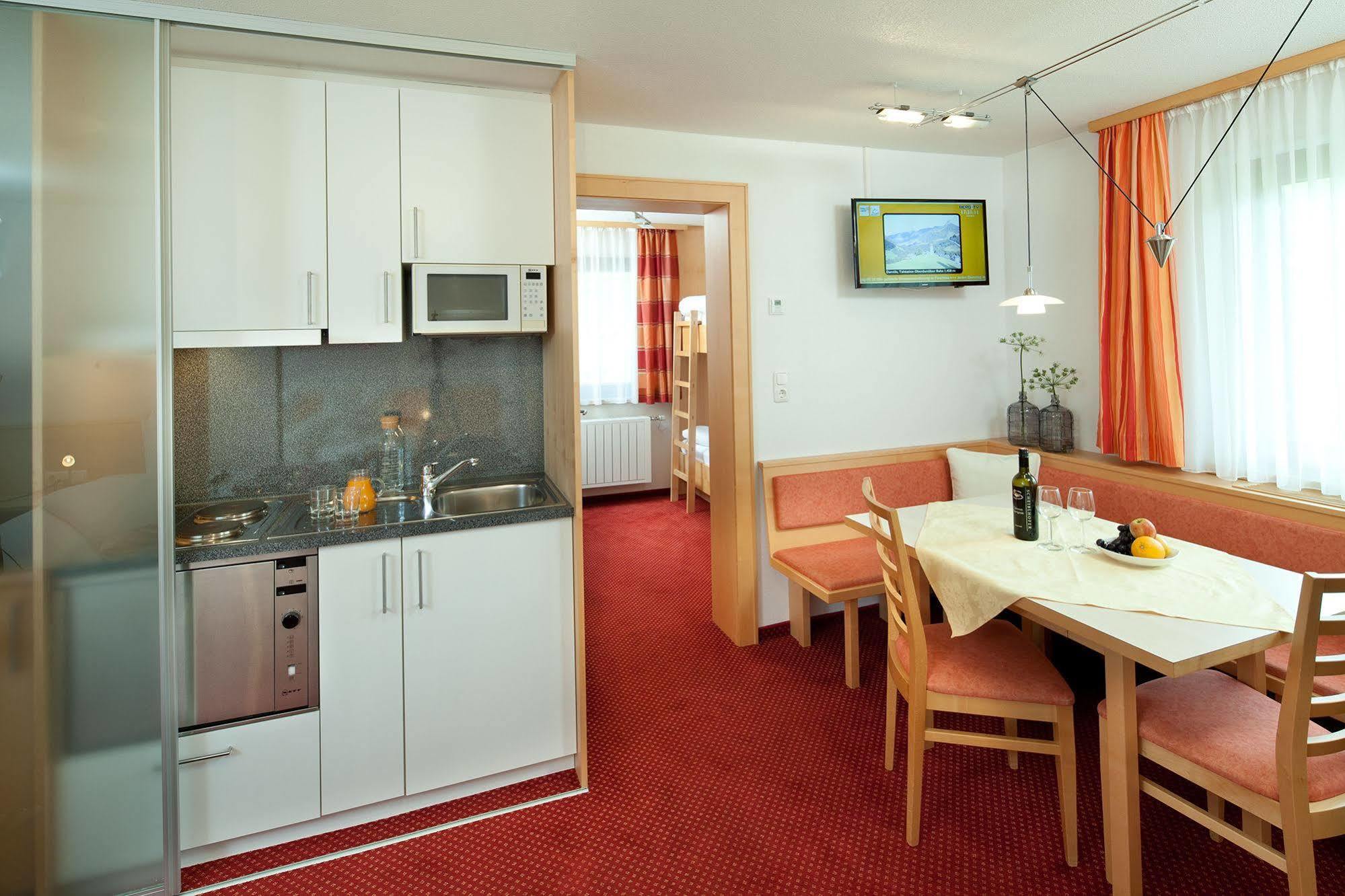 Aparthotel Brunnenhof Damuels Esterno foto