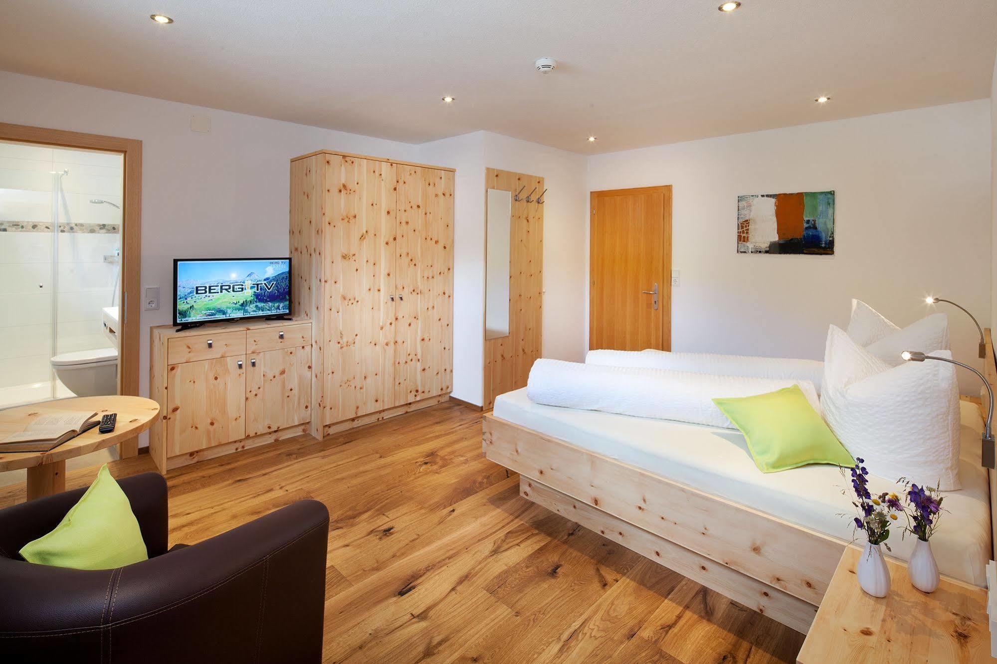 Aparthotel Brunnenhof Damuels Esterno foto