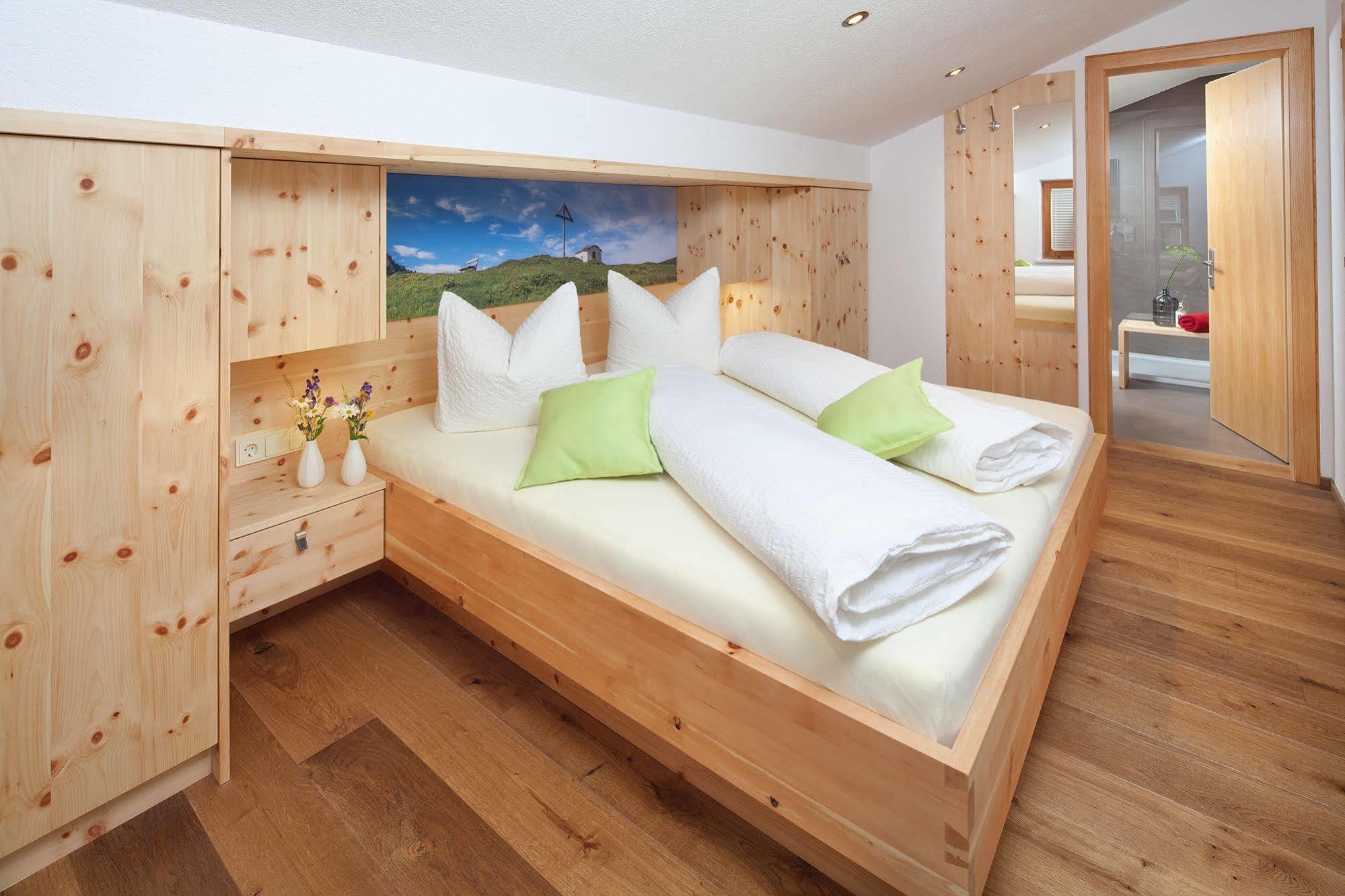 Aparthotel Brunnenhof Damuels Esterno foto